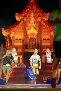 BIB: 028
                            <button type="button" onclick="openModal(22472387)" class="btn btn-primary btn-sm float-right btn-popup" data-toggle="modal" data-target=".modal-high-quality">
                        <i class="fas fa-shopping-cart"></i> Add to Cart
                    </button>
                                            <button type="button" onclick="isThisMe(22472387, true)" class="btn btn-success btn-sm float-right btn-popup btn-isme hidden" data-toggle="tooltip" data-placement="bottom" title="นี่คือรูปของคุณใช่ไหม คลิกที่นี่เพื่อเอาเข้าอัลบั้ม">
                        <i class="fas fa-plus"></i> Add to album
                    </button>
                    <button type="button" onclick="isThisMe(22472387, false)" class="btn btn-warning btn-sm float-right btn-popup btn-isnotme hidden">
                        <i class="fas fa-ban"></i> Remove from album
                    </button>